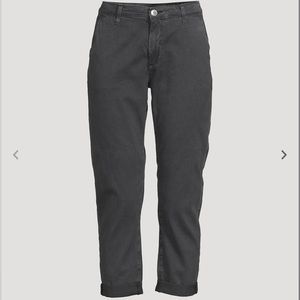 Caden AG pant (slouchy chino) in faded black